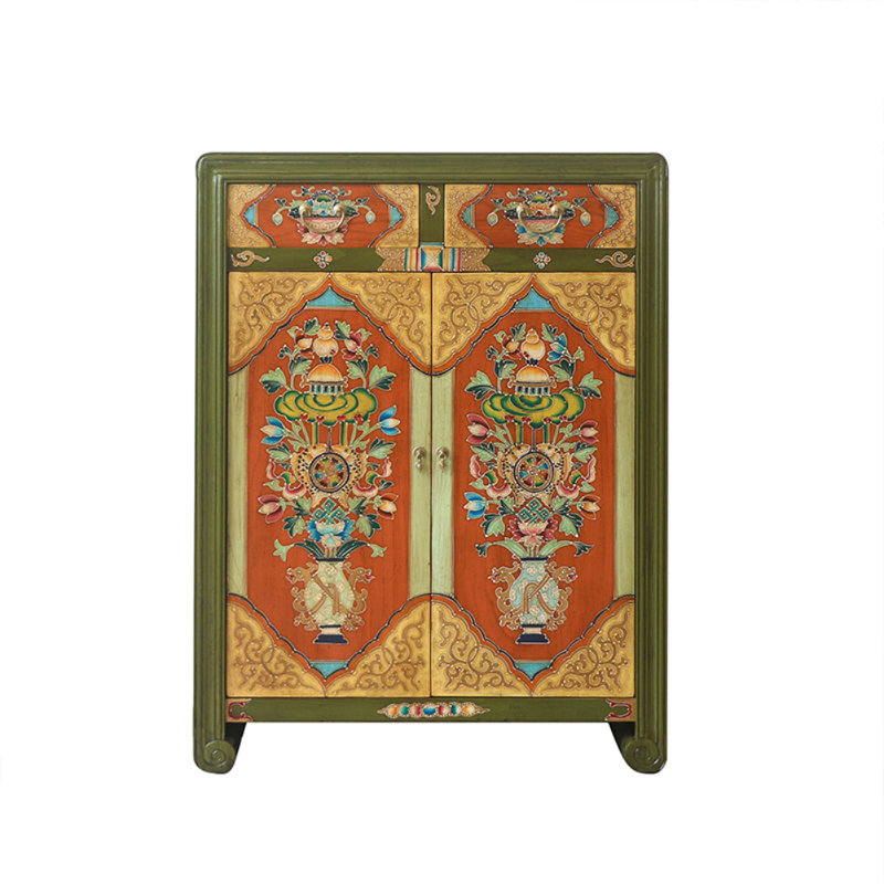 Armoire d'appoint antique