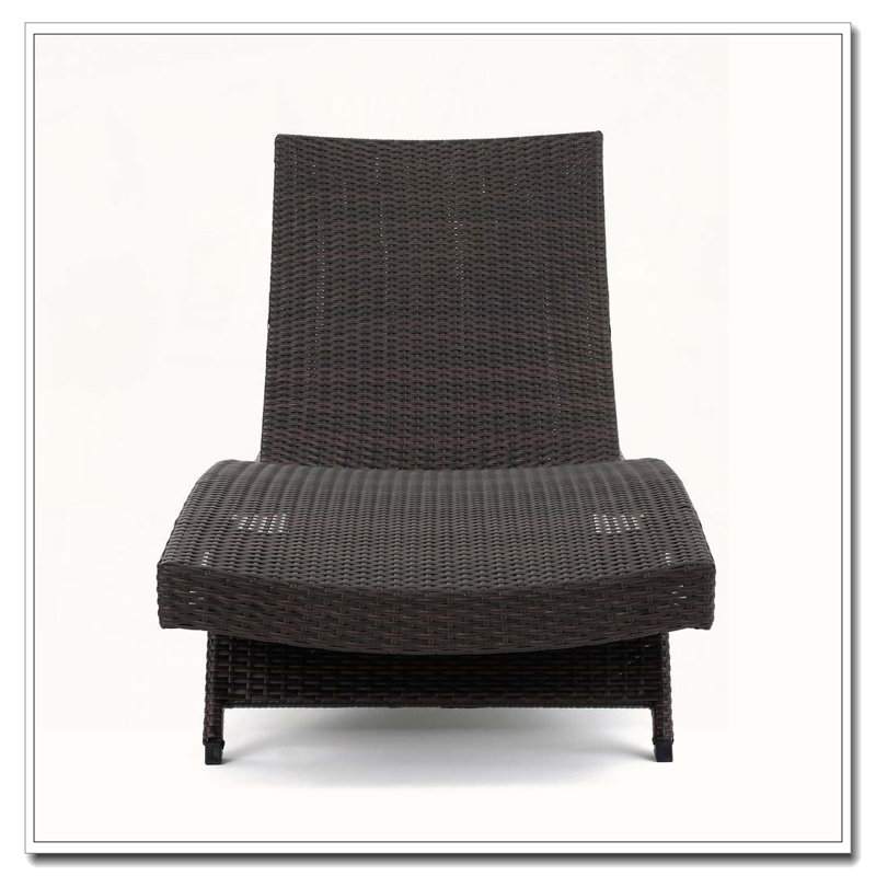 PE WICKER CHAISE LOUNGE, 1