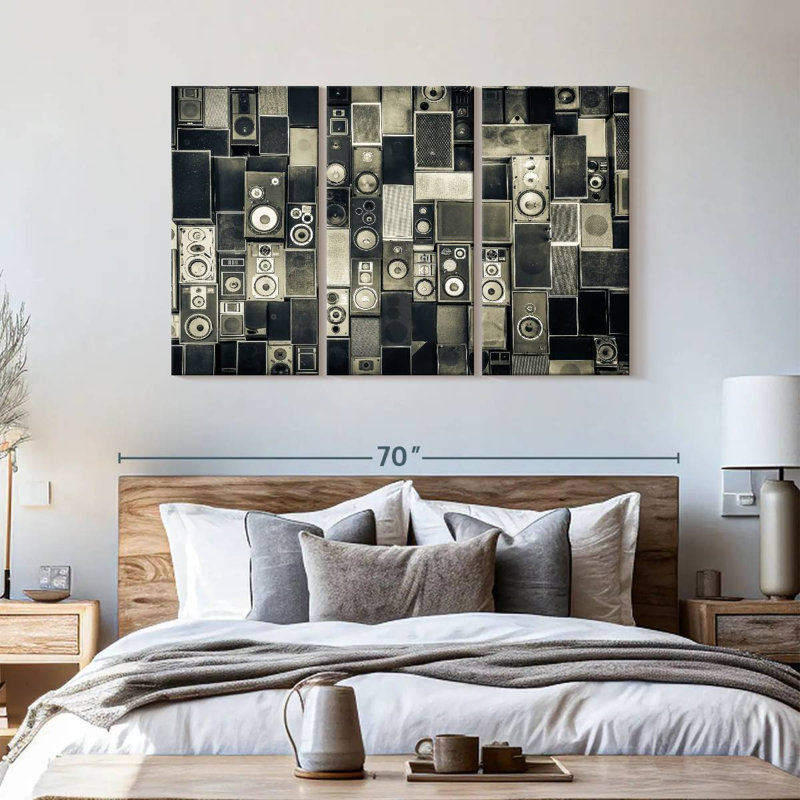Reproduction d'art sur toile monochrome, H 36 po x l 57 po x P 1,25 po