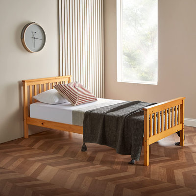 Pine Bed Frame Wooden Bed Single / Double