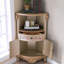 Armoire de coin en bois manufacturé beige