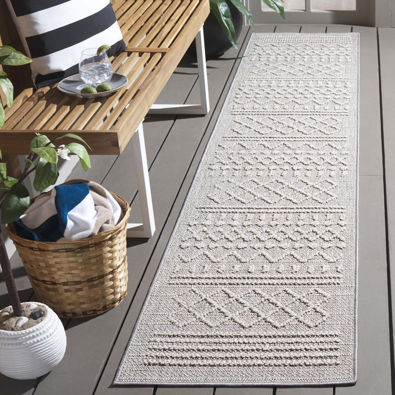 Snoqualmie Performance Geometric Indoor/Outdoor Area Rug, Runner 2' x 10'