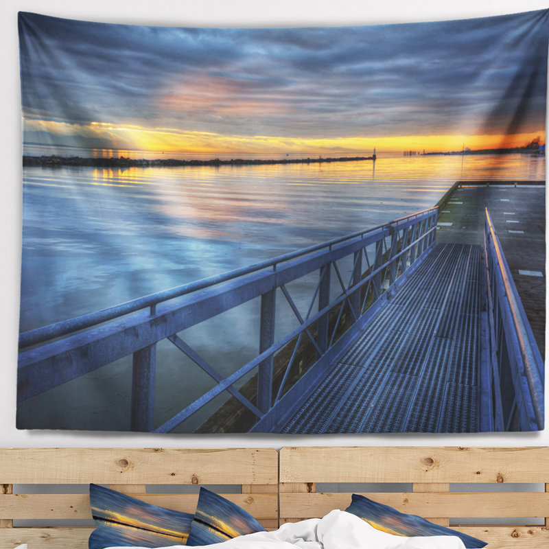 Tapisserie «Seascape Azure Waters» derrière la jetée, H 32 po x l 39 po