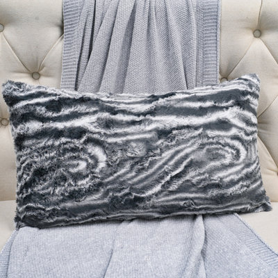 Housses de coussin en fausse fourrure