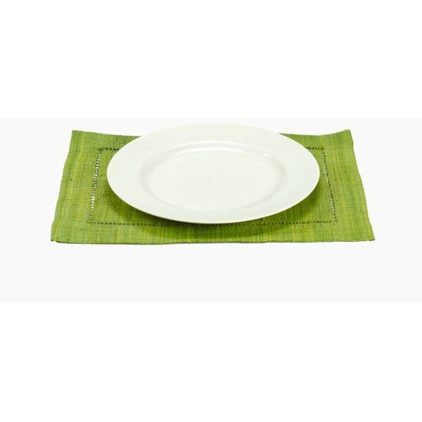 https://assets.wfcdn.com/im/52365749/resize-h600-w600%5Ecompr-r85/6949/69496310/Jazmin+Rectangle+Placemat+%28Set+of+4%29.jpg