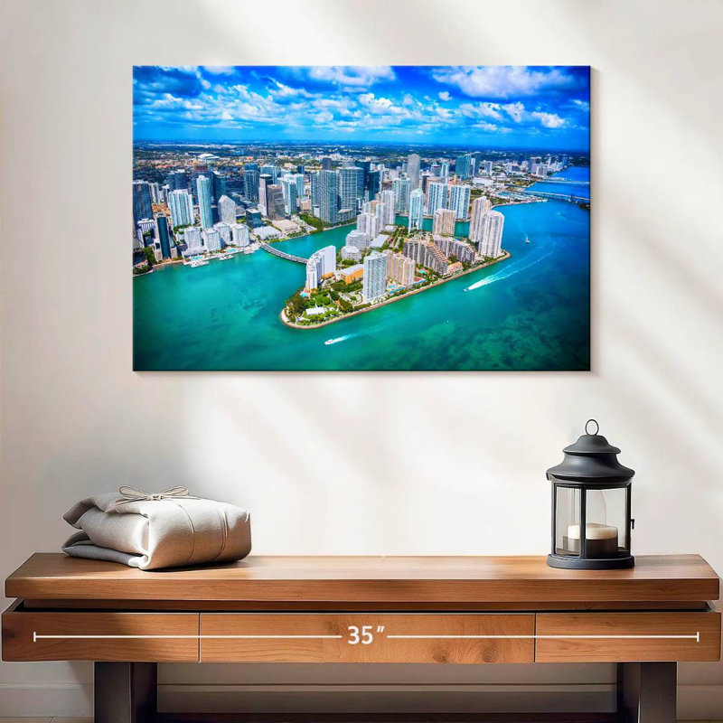 Vue aérienne de Sirci Miami, H 16 po x l 24 po