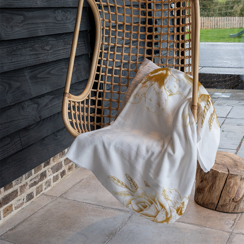 Puga Quilted Throw Blanket