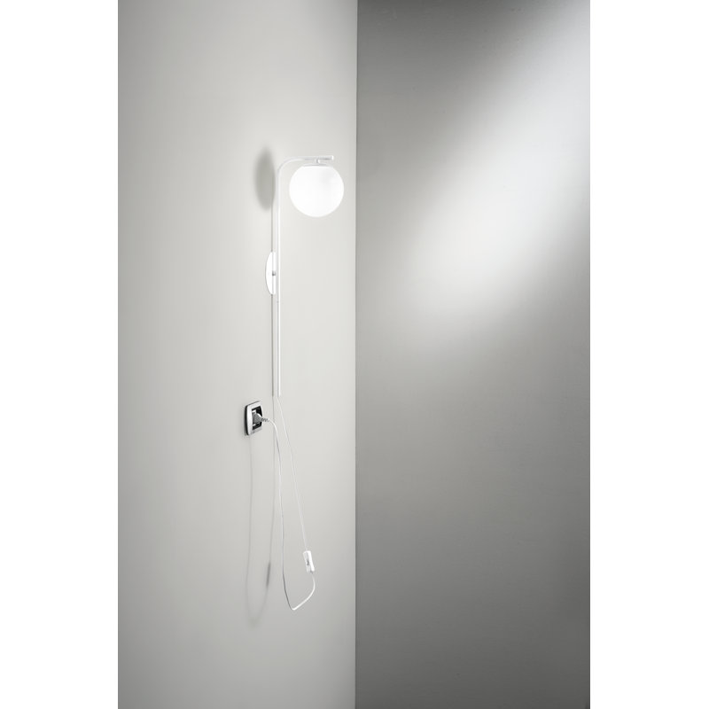 Bostonia Plug-in Wallchiere, White