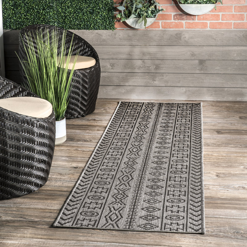 Kory Geometric Indoor / Outdoor Rug, Runner 2' x 8'