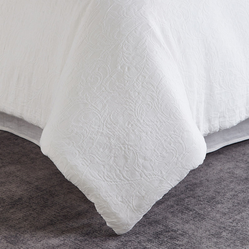 Softpage Comforter Set, Vintage Farmhouse Bedding, Cotton Comforter Jacquard With Curling Grass Pattern, Stone Washed, White