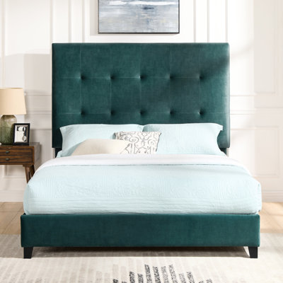 Bedroom Queen Bed In Velvet Upholstery - Quality Modern Upholstered Platform Comfort