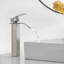 Robinet de salle de bain à un trou-92476288