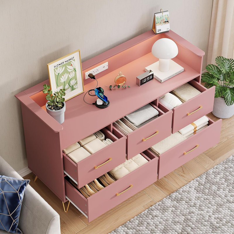 Commode pour chambre à coucher avec lumières DEL, commode de chambre à coucher à 5 tiroirs de 47 po de large avec station de charge, commode de rangement moderne pour entrée, couloir, salon