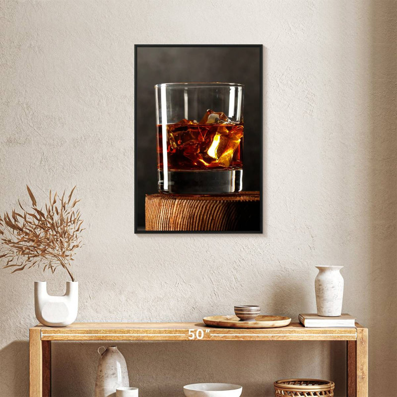 Whisky sur table rustique, Cadre flottant noir, 21 po x 31 po