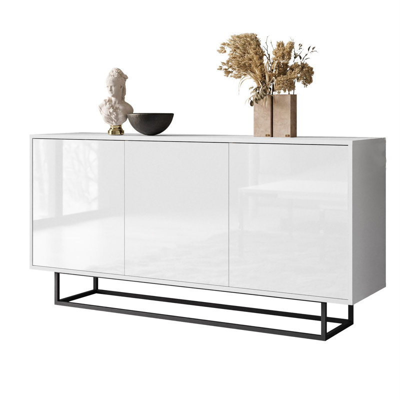 Jacksboro 154cm W Chest of Drawers, White/Black