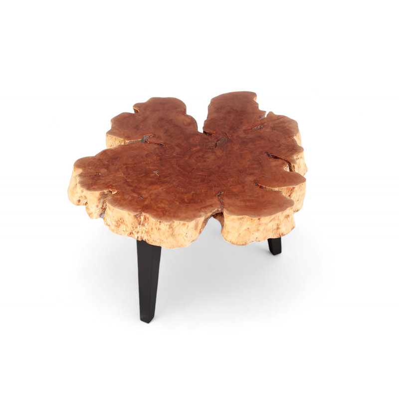 Table basse à 3 pieds