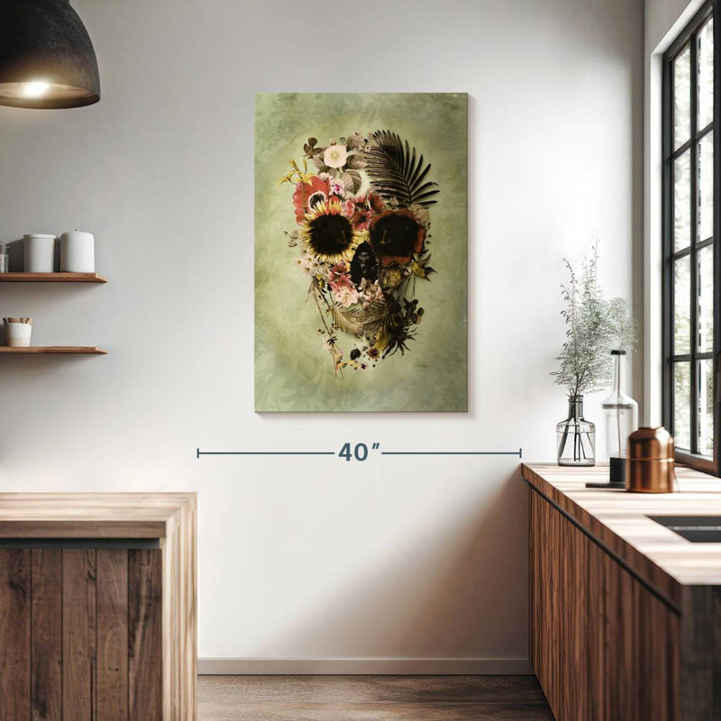 Hitzel Garden Skull Light, 39" H x 26" W