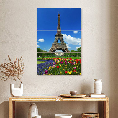 Masam Eiffel Tower At Springtime