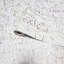 Papier peint texturé en liège métallique blanc doré