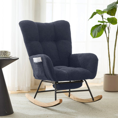 Ensemble fauteuil berçant à oreilles en tissu Teddy et repose-pieds, fauteuil à bascule d'allaitement avec poche de rangement latérale, mouvement de glissement fluide, base en bois massif sécurisée, fauteuil d'appoint confortable pour le salon