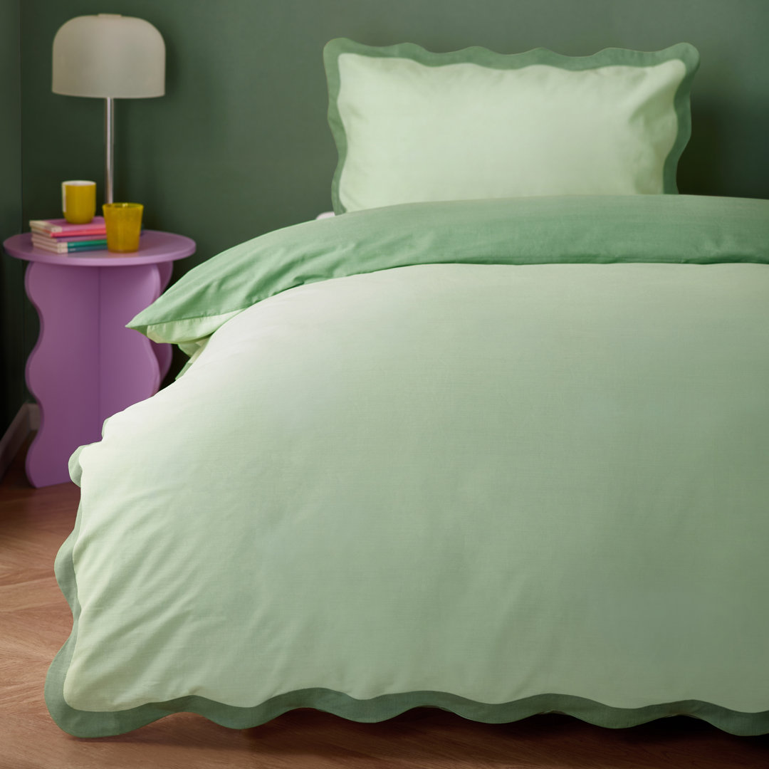 Wiggle Scallop Cotton Blend No Pattern Duvet Cover Set with Pillowcases Included