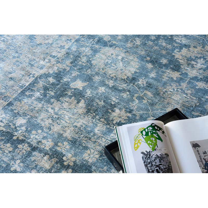 Oriental Area Rug in Navy, Rectangle 14' x 18'