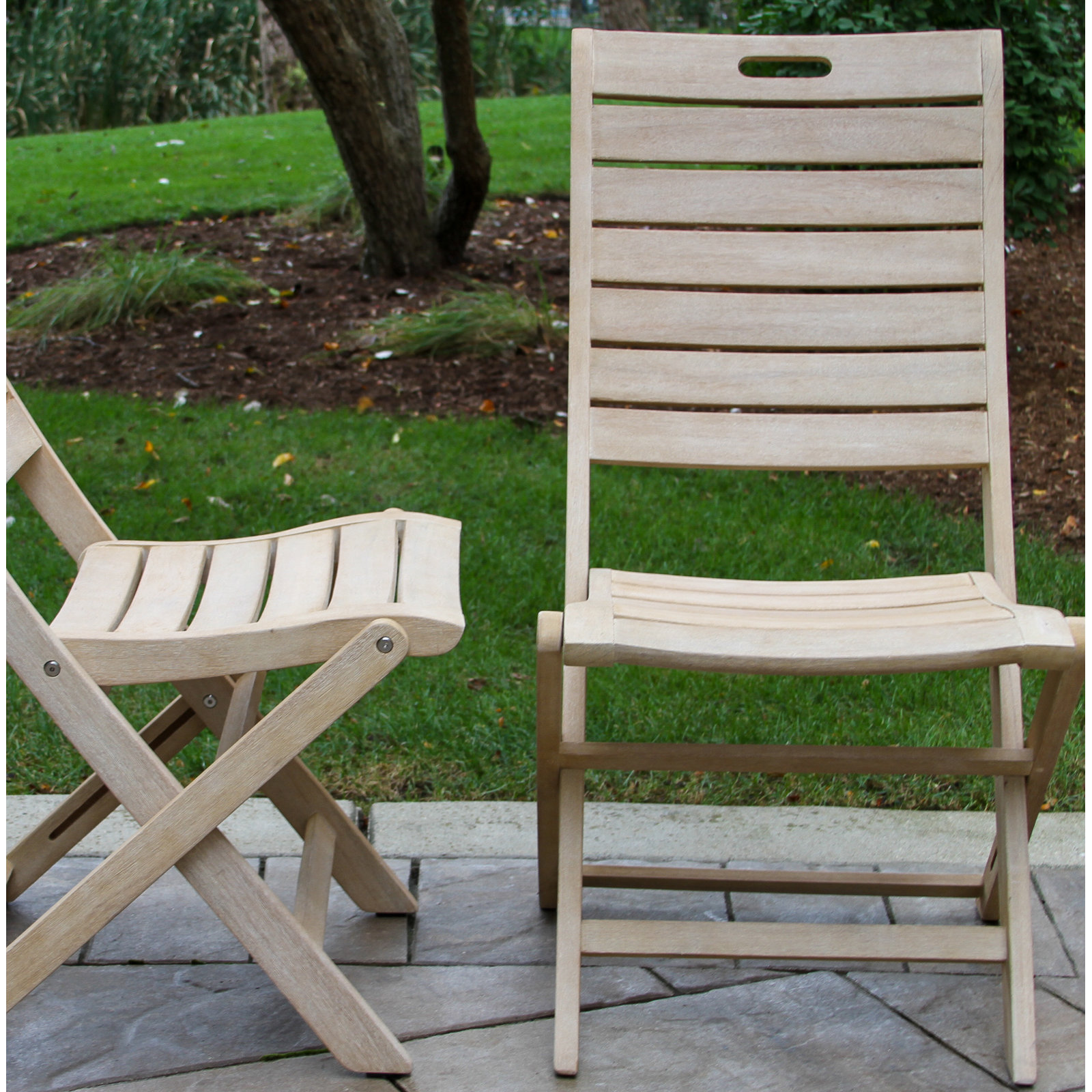 Kinsler 30'' Round 2-Person Bistro Set