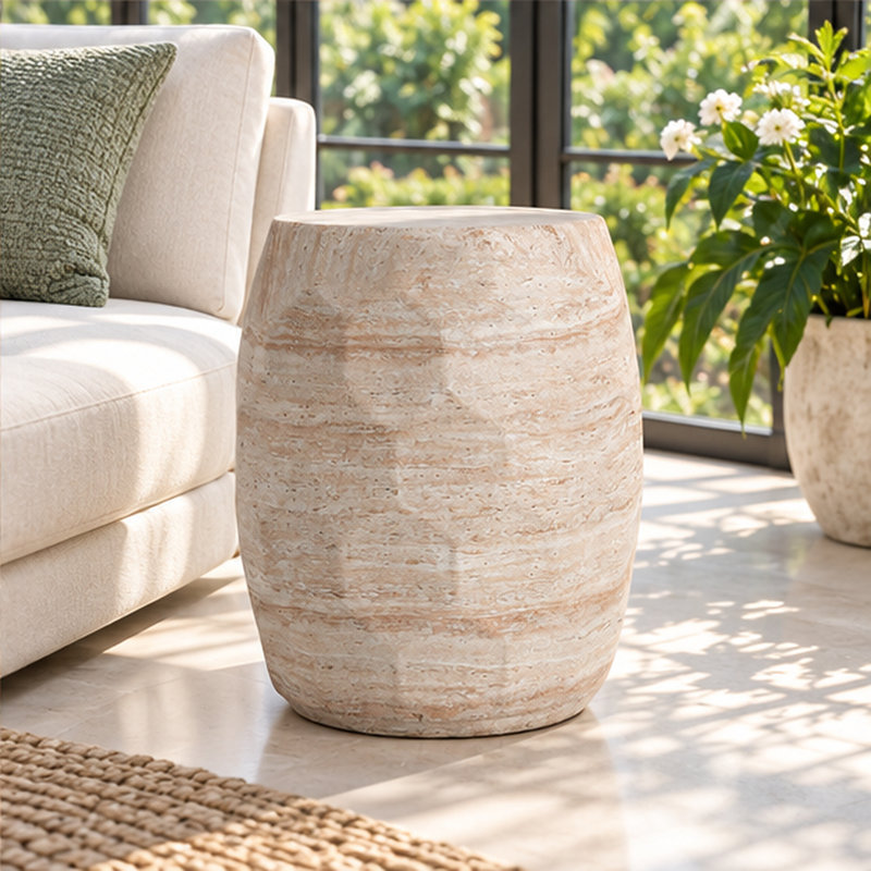 Table d'appoint d'extérieur en béton beige en forme de tonneau