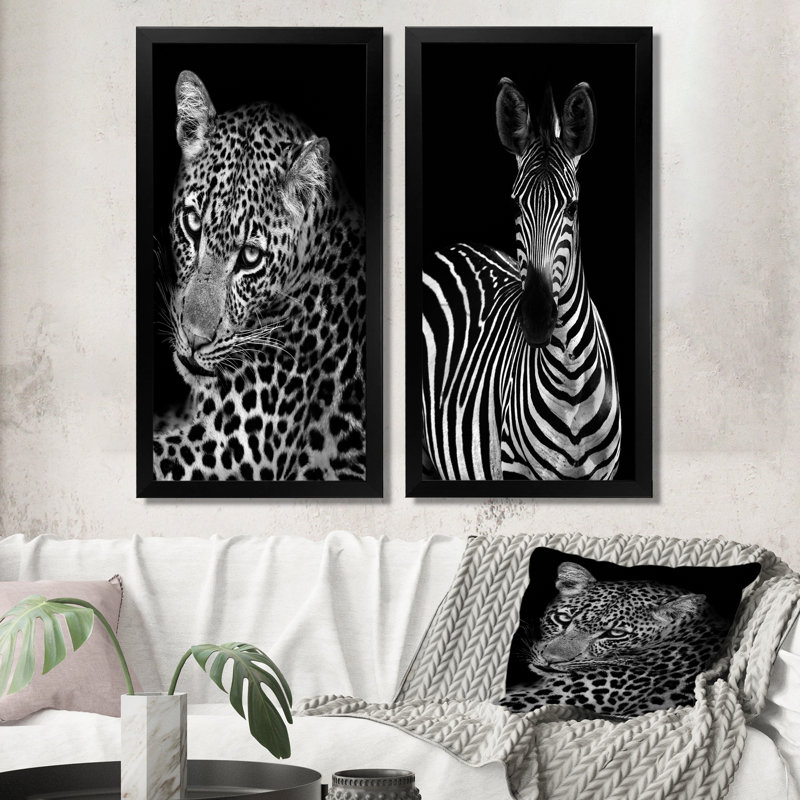 Leopard en noir et blanc II - ensemble de 2 reproductions sur toile, H 32 po x l 32 po x P 1 po, Cadre photo noir