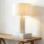 Becca Lampe de chevet, table, lampe de bureau moderne et géométrique avec abat-jour en tissu crème et ampoule incluse
