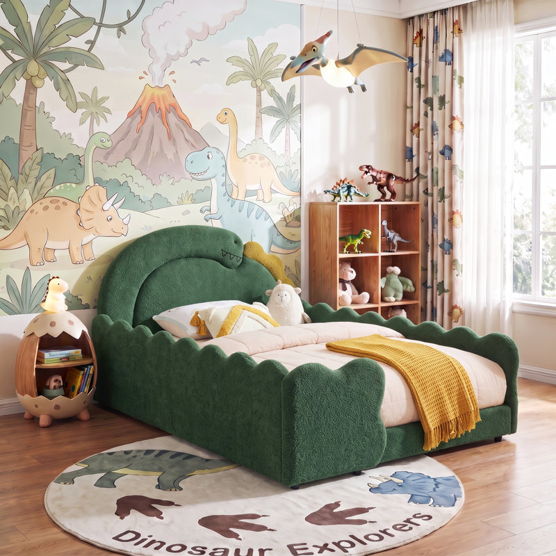 Lit d'enfant en forme de dinosaure, recouvert de tissu bouclé, avec barrières de sécurité et sommier à lattes en bois massif.