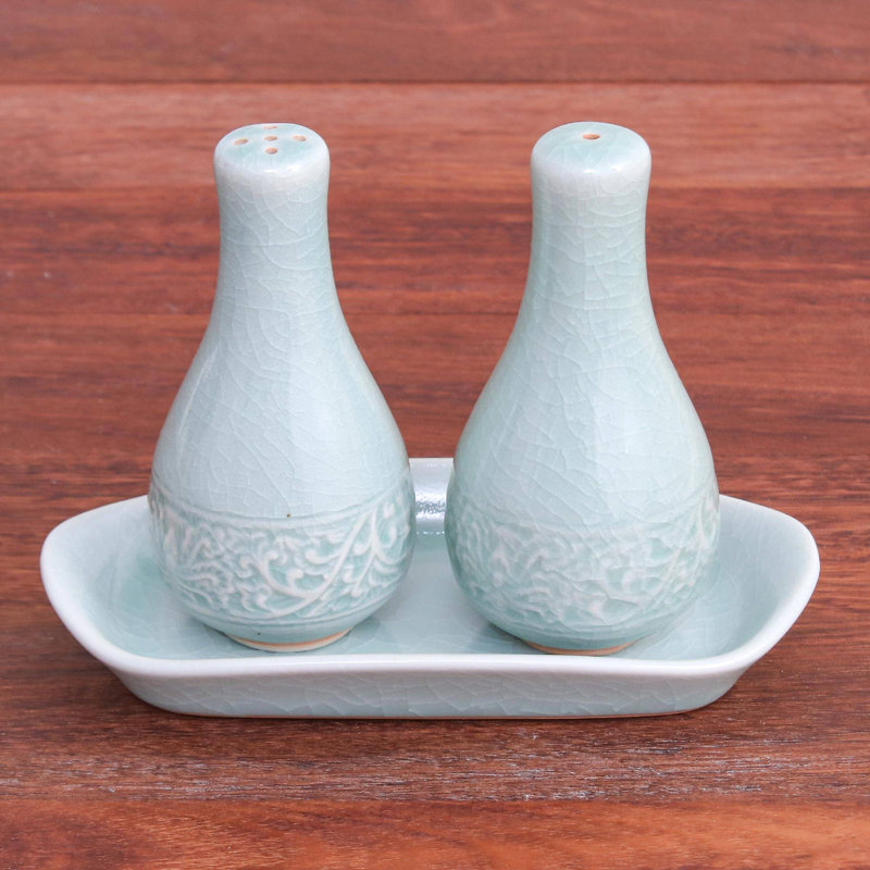 Brand Felizarda Ceramic No Salt And Pepper Shaker Set