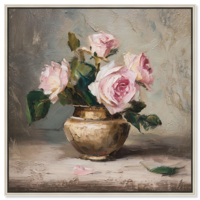 Décor de maison de campagne avec pétales roses et toile de laiton 