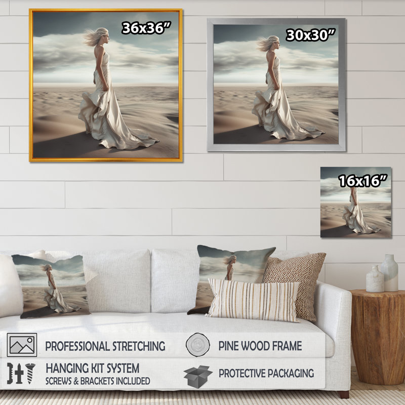 «Femelle par l'océan Breeze III», impression sur toile, H 36 po x l 36 po x P 1,5 po, Toile tendue