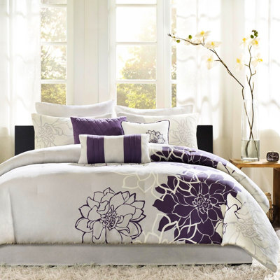 Édredon simple en coton imprimé TG - gris taupe / mauve avec des taies décoratives brodées et des coussins à imprimé lune