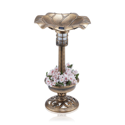 Plastic/Acrylic Pedestal Birdbath