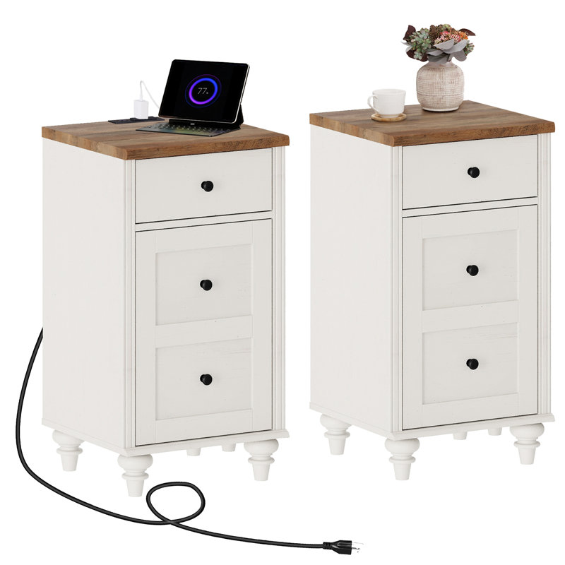Kakarla 16.5'' W Nightstand