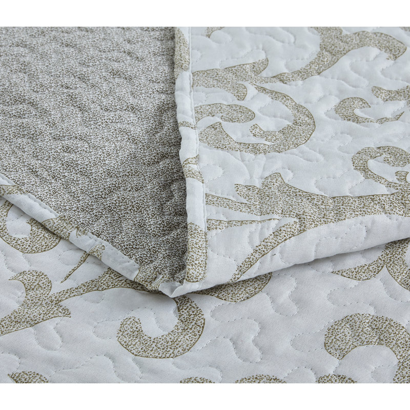 Farmhouse / Country Abstract Quilt, Queen Quilt + 2 Standard Pillowcases