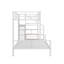 Lit simple superposé au dessus d'un lit double en métal avec escalier de rangement et garde-robe-355142316