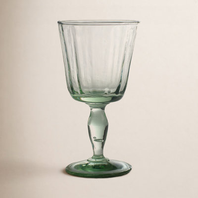 Diondra Wine Glass