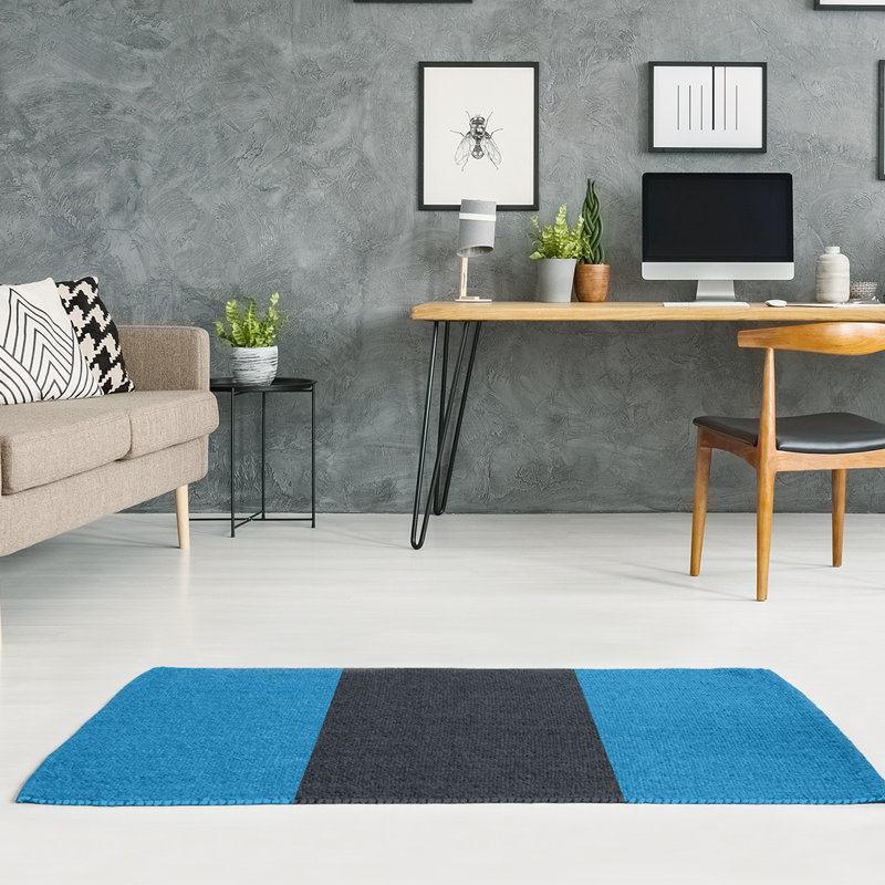Tapis à rayures en poly-bleu de caroline de football, Rectangle 9 pi x 12 pi