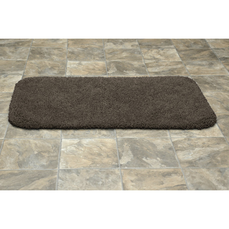 Treye Nylon Bath Rug with Non-Slip Backing, Chocolate, Rectangle 24" x 40"
