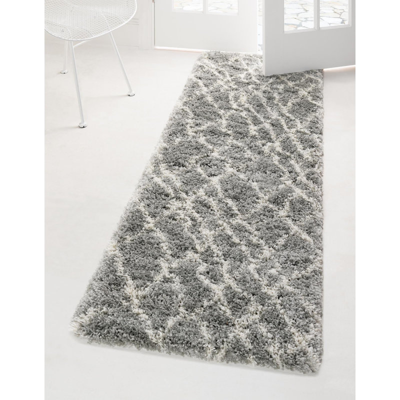 Indoor Rug, Runner 2'7" x 10'
