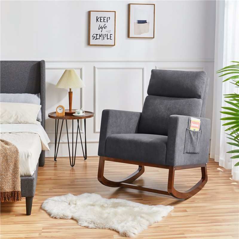Chaise berçante en similicuir avec pieds en bois d'hévéa Lydney, Gris