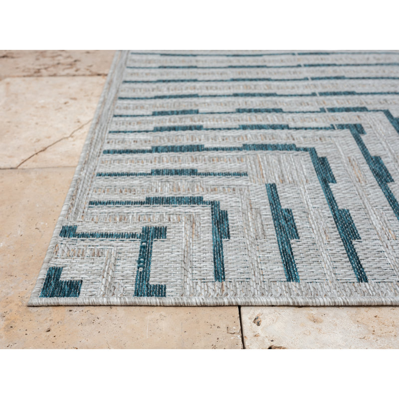 Geometric Indoor Rug, Rectangle 7'7" x 10'