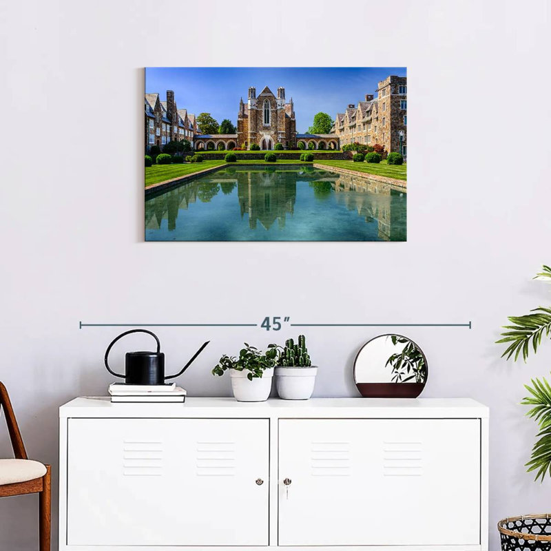 Lilie Berry College Ford Dining Hall, 20" H x 30" W