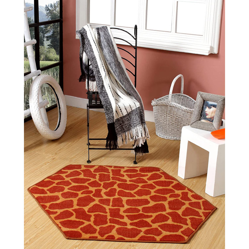 Tapis imprimé animal - Girafe sur échasses, Hexagone 10 pi