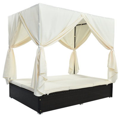 Double Chaise Outdoor Wicker Patio Daybed With Cushions