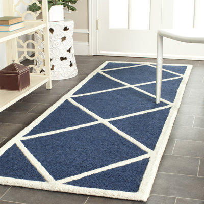 Deedgra Hand Tufted Wool Geometric Rug