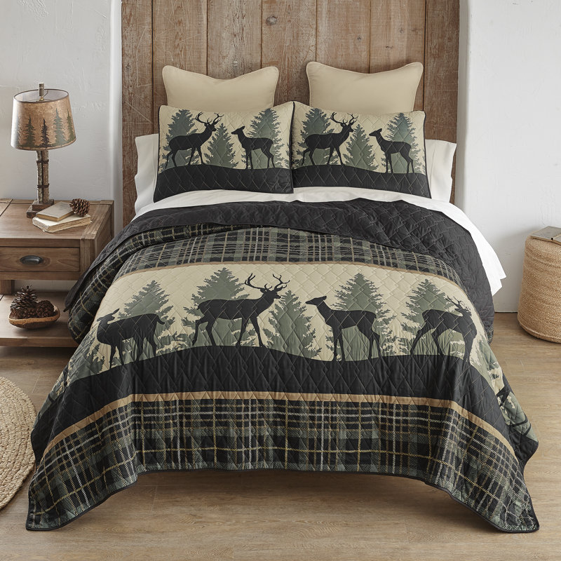 Donna Sharp Deer Walk 3PC King Rustic Quilt Set, King Quilt + 2 King Shams